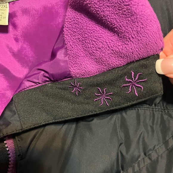 CABELA's Black/Purple 650 Fill Goose Down Puffer Vest Women’s 2XL EUC - Picture 6 of 11